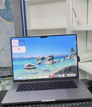 New Laptop Apple MacBook Pro 2021 M1 32GB Apple M1 Pro SSD 512GB