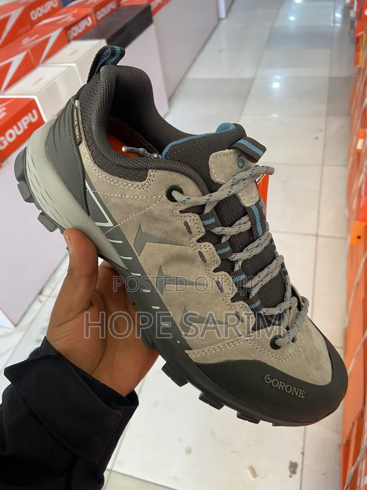 ኦሪጅናል ጎሮኔ ግ ጫማ (Gorone Waterproof Hiking Shoes)