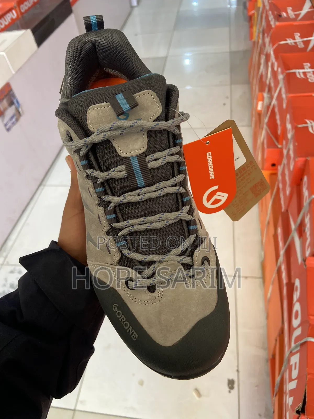 ኦሪጅናል ጎሮኔ ግ ጫማ (Gorone Waterproof Hiking Shoes)