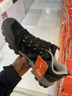 Gorone Master Quality ጫማዎች