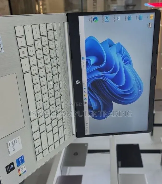 New Laptop HP Stream Notebook 16GB Intel Core i5 SSD 512GB