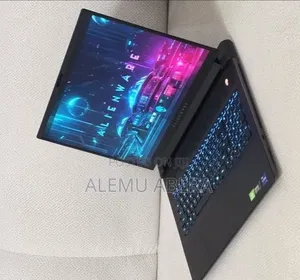 New Laptop Alienware M18X R2 32GB Intel Core i9 SSD 2T