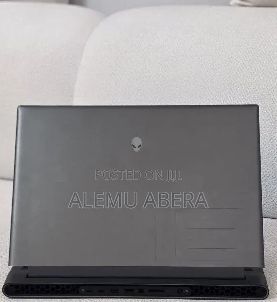 New Laptop Alienware M18X R2 32GB Intel Core i9 SSD 2T