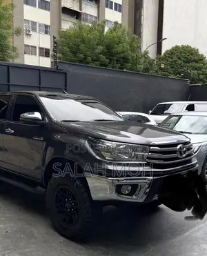 Hilux Pick Up Car Rent