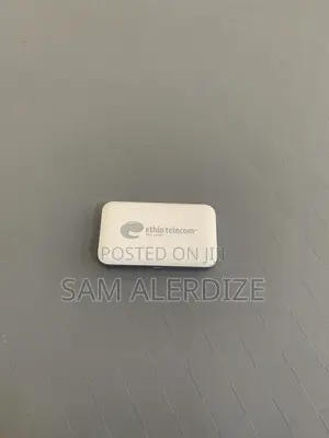 Huawei E5785 Mobile WiFi CAT 7 32 Users