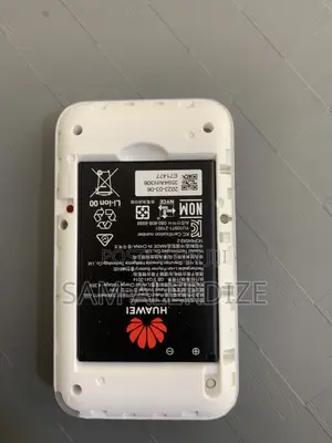 Huawei E5785 Mobile WiFi CAT 7 32 Users