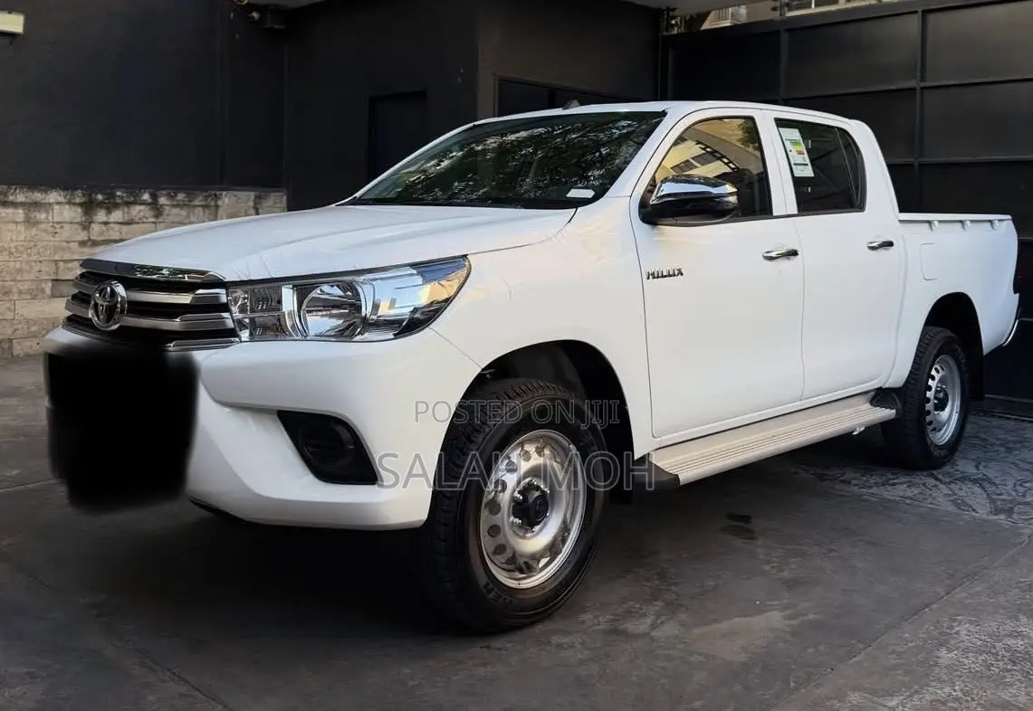 Totoya Toyota Pick Up Car Rent
