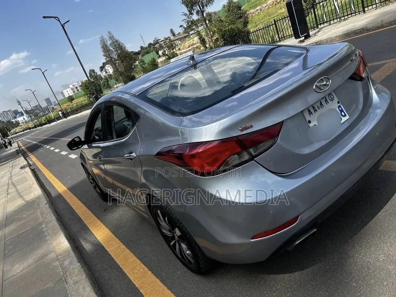 Hyundai Avante 2015 Silver