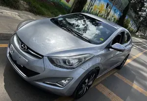 Hyundai Avante 2015 Silver