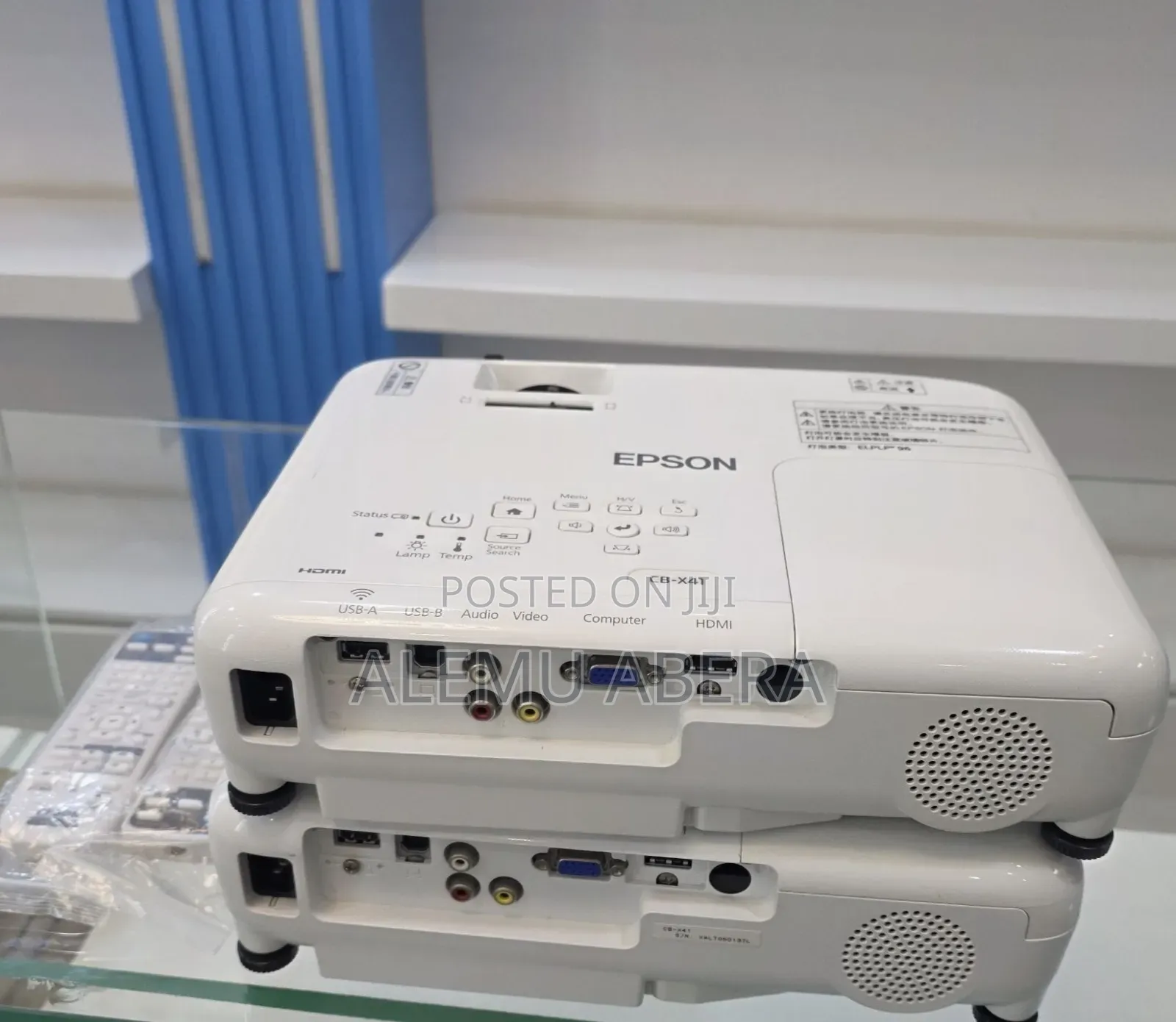 Epson CB-X41 Projector Specifications
• Brightness: 3,600 Lumens