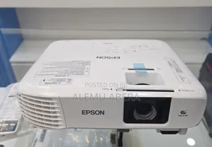 New Coming Amazing Projector Brand New Epson Eb-W49 Is a Portable