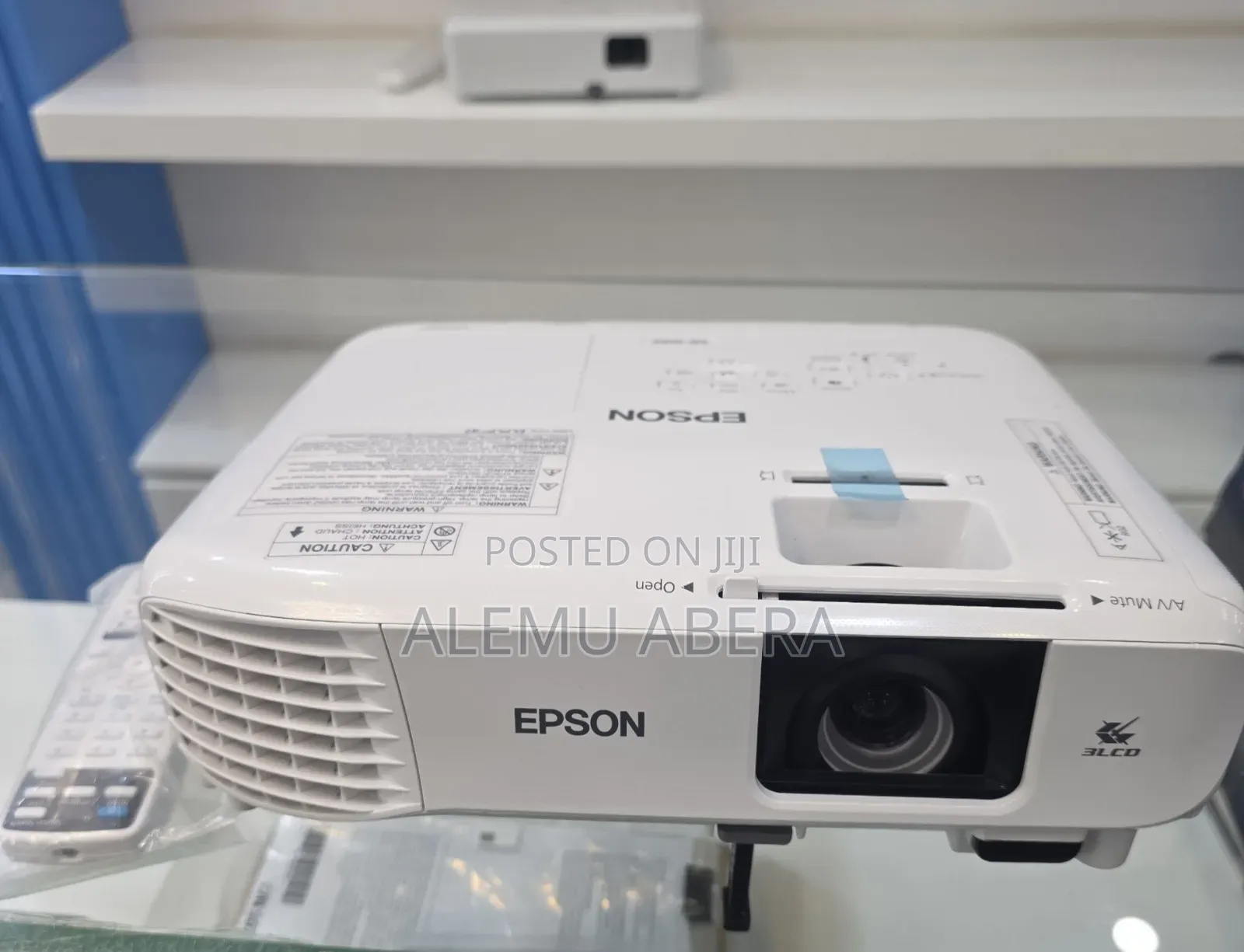 New Coming Amazing Projector Brand New Epson Eb-W49 Is a Portable