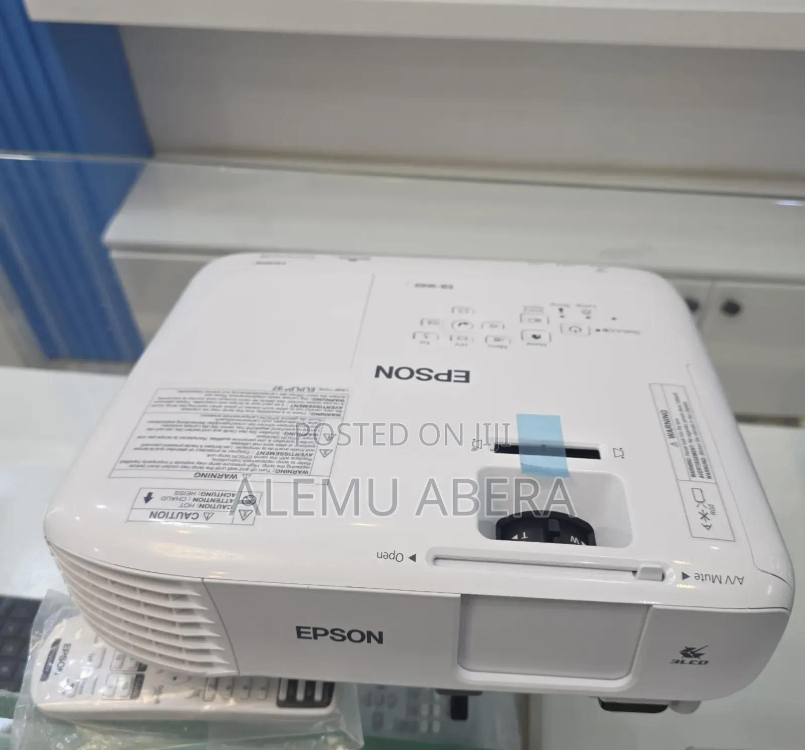 New Coming Amazing Projector Brand New Epson Eb-W49 Is a Portable