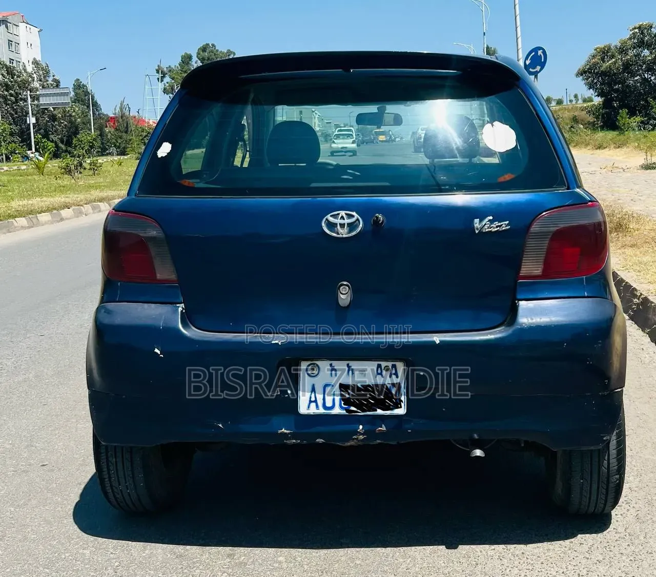 Toyota Vitz 2000 Blue