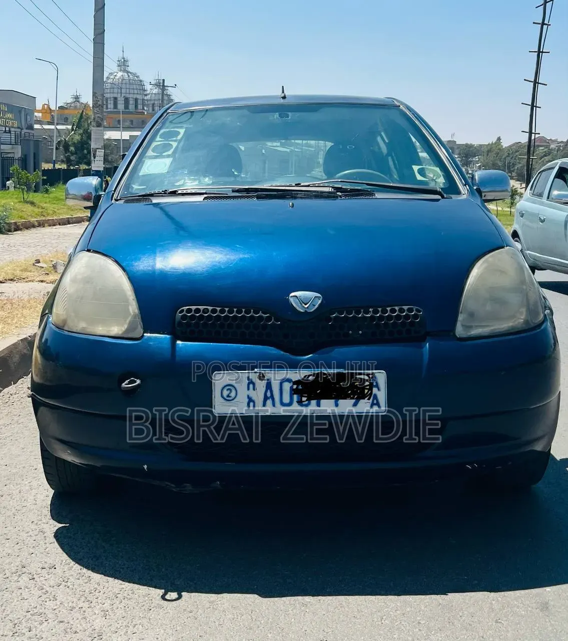 Toyota Vitz 2000 Blue