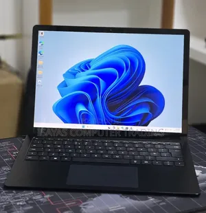 New Laptop Microsoft Surface Pro 7 16GB Intel Core i7 SSD 512GB