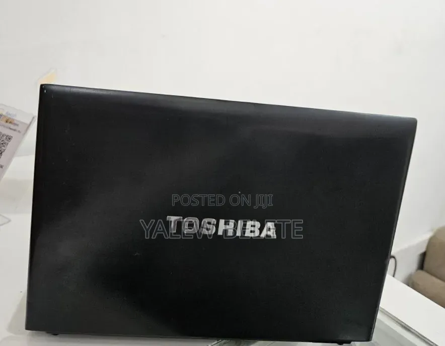 New Laptop Toshiba Portege A30 6GB Intel Core i5 HDD 700GB