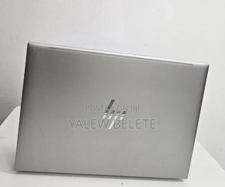 New Laptop HP ZBook Firefly 14 G10 16GB Intel Core i5 SSD 512GB