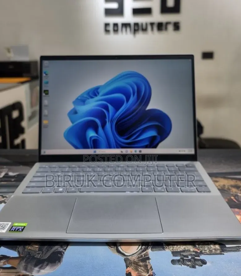 New Laptop Dell Inspiron 14 16GB Intel Core i7 SSD 512GB