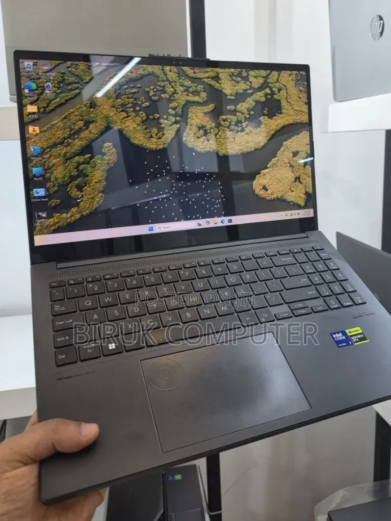 New Laptop Asus VivoBook 15 X505BA 16GB Intel Core Ultra 9 SSD 512GB