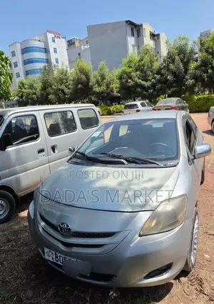 Toyota Belta 2006 Silver
