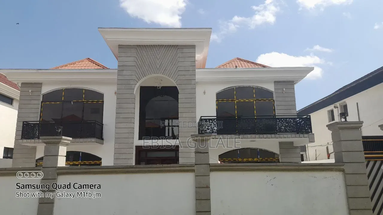 Furnished 8bdrm Farm House in Roseta Real State, Oromia-Finfinne