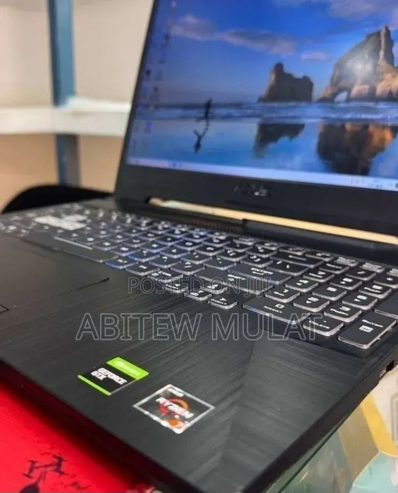 New Laptop Asus ROG Zephyrus G15 16GB AMD Ryzen 7 SSD 512GB