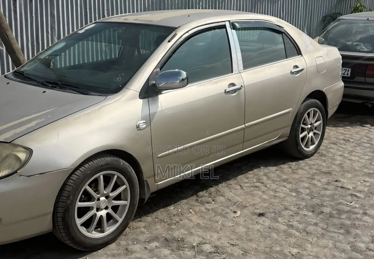 Toyota Corolla Sedan 2003 Gold