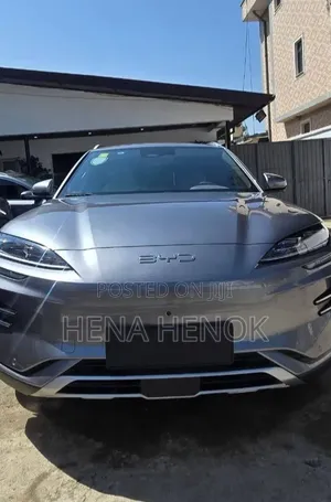 New BYD Song Plus 2024 Silver
