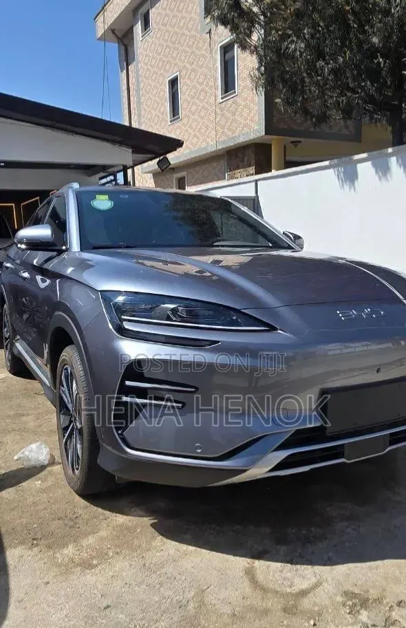 New BYD Song Plus 2024 Silver