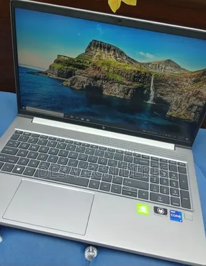 New Laptop HP ZBook 15 16GB Intel Core i7 SSD 512GB