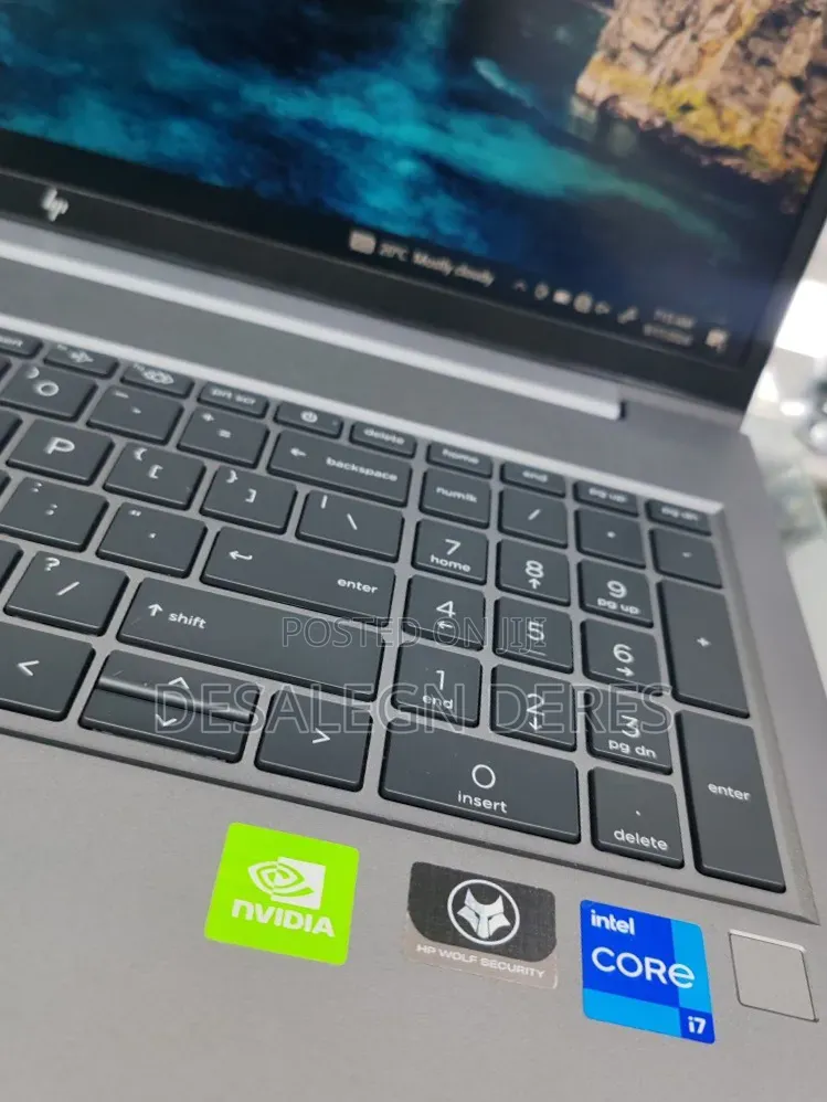 New Laptop HP ZBook 15 16GB Intel Core i7 SSD 512GB