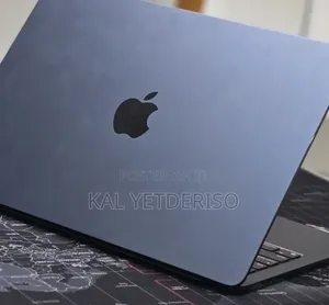 New Laptop Apple MacBook Air 2025 M4 16GB Apple M4 SSD 256GB