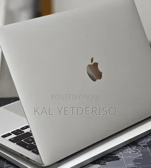 New Laptop Apple MacBook Pro 2020 32GB SSD 512GB