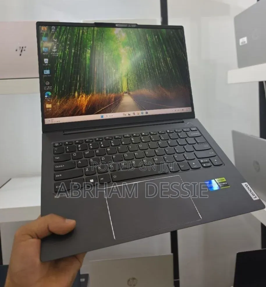 New Laptop Lenovo 16GB Intel Core i7 SSD 512GB