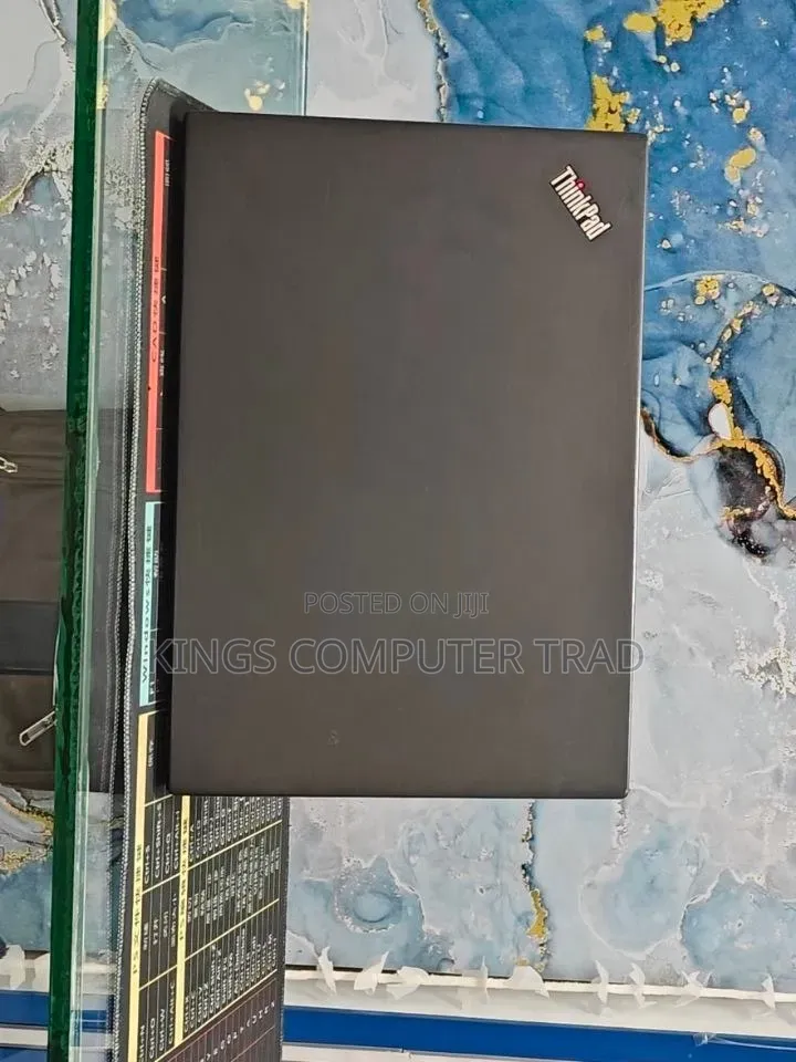 New Laptop Lenovo ThinkPad T480s 8GB Intel Core i7 SSD 256GB