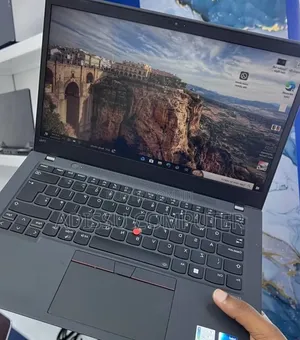 New Laptop Lenovo ThinkPad T14s G4 16GB Intel Core i5 SSD 512GB