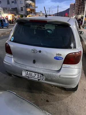 Toyota Vitz 2003 Blue