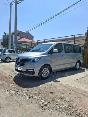 Hyundai H1 2021 Silver