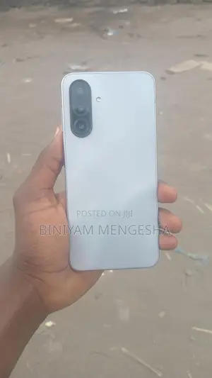Samsung Galaxy A17 128 GB Gray