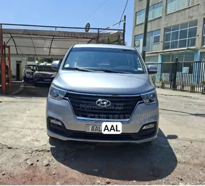 Hyundai H1 2021 Silver