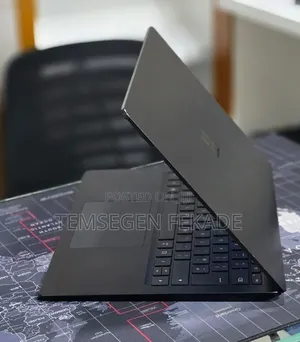 New Laptop Microsoft Surface Laptop 4 16GB Intel Core i7 SSD 512GB