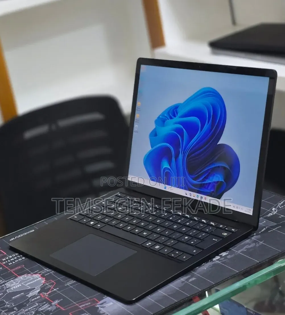New Laptop Microsoft Surface Laptop 4 16GB Intel Core i7 SSD 512GB