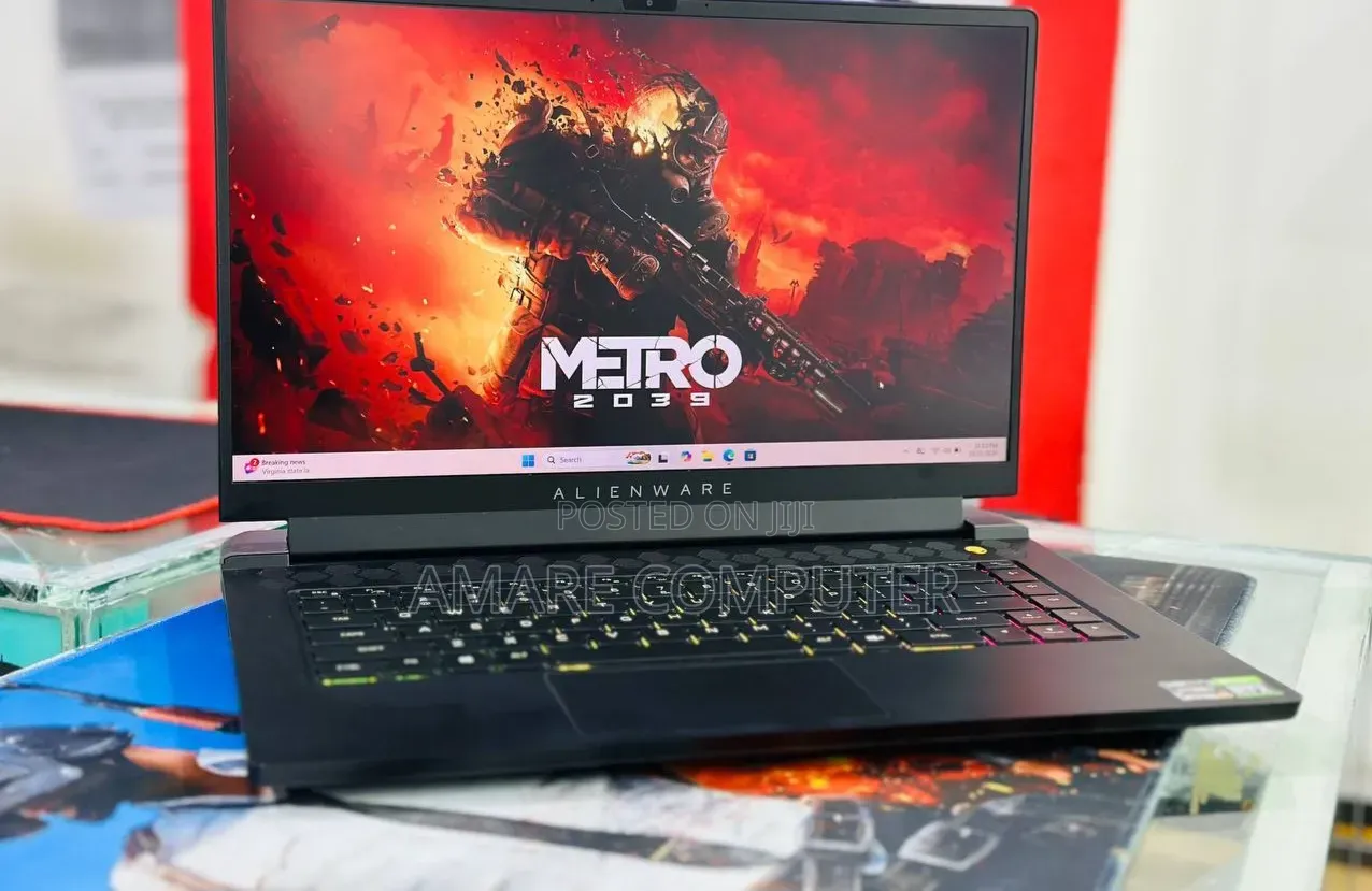 New Laptop Alienware M15 r3 16GB AMD Ryzen 7 SSD 512GB