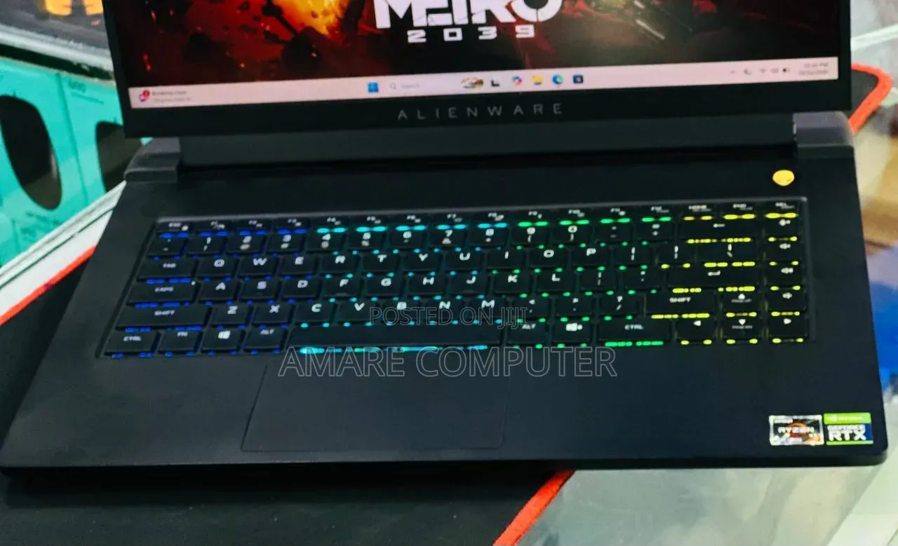 New Laptop Alienware M15 r3 16GB AMD Ryzen 7 SSD 512GB