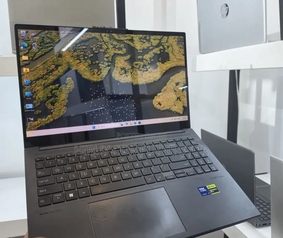 New Laptop Asus Vivobook 15 16GB Intel Core Ultra 9 SSD 512GB
