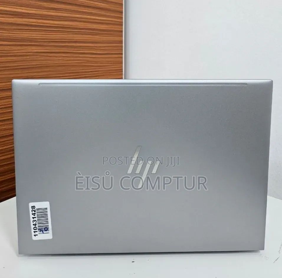 New Laptop HP ZBook Firefly 14 G10 16GB Intel Core i7 SSD 512GB