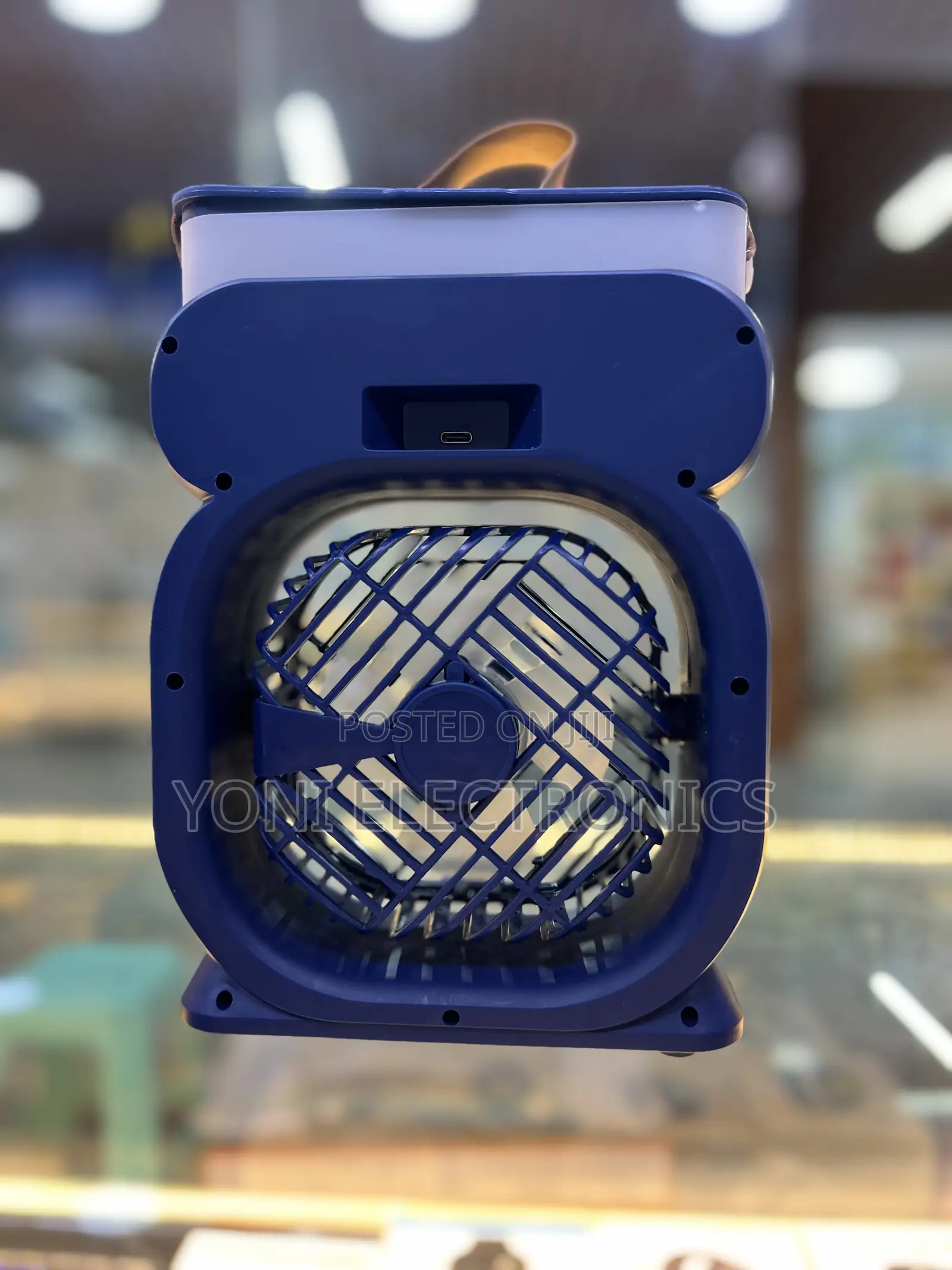 Portable Fan Humidifier – Compact 2-in-1 Cooling Fan