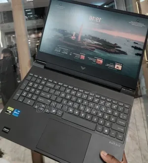 New Laptop HP Victus 15 16GB Intel Core i7 SSD 1T