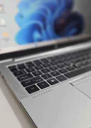 New Laptop HP EliteBook 840 G8 16GB Intel Core i7 SSD 512GB